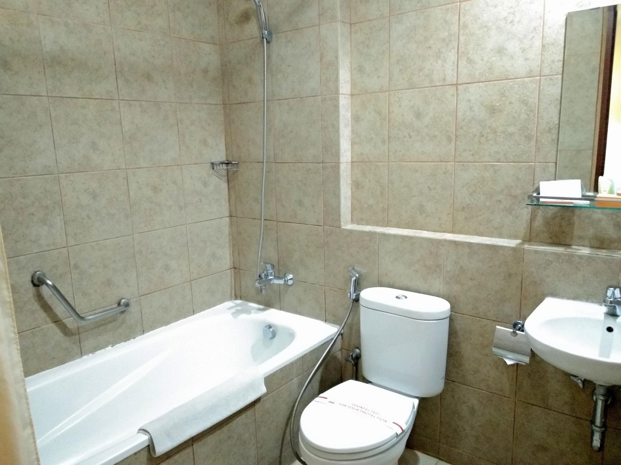 Marbella Suites Bandung Cimenyan Екстер'єр фото