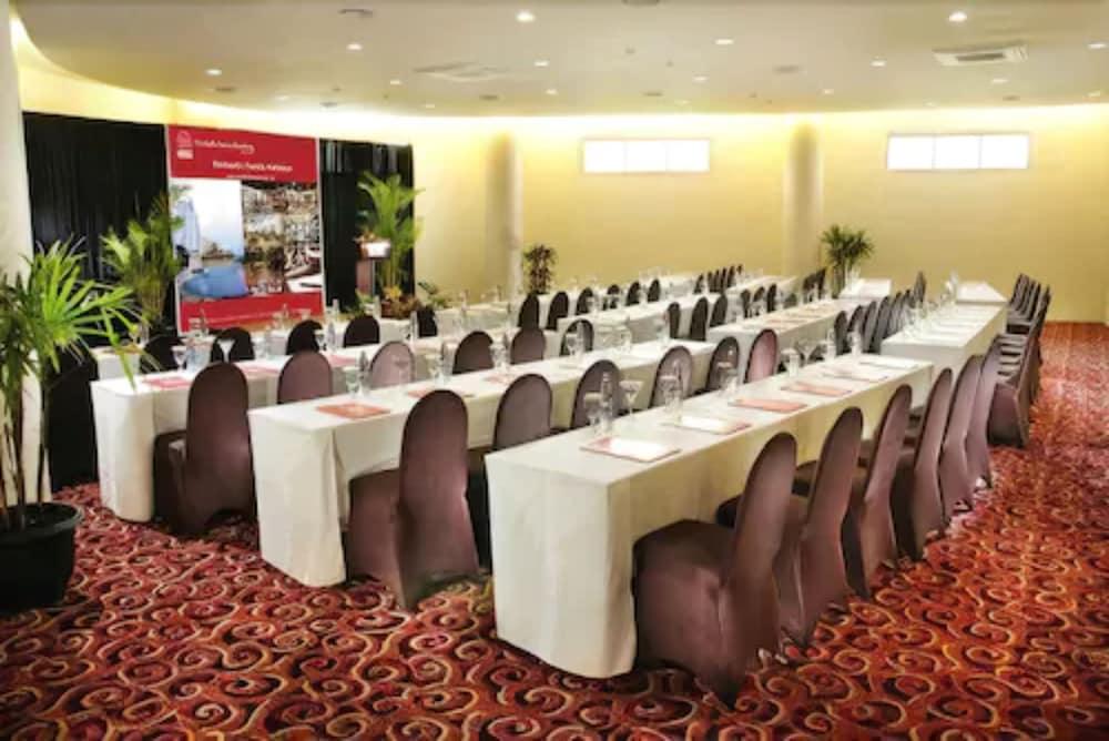 Marbella Suites Bandung Cimenyan Екстер'єр фото