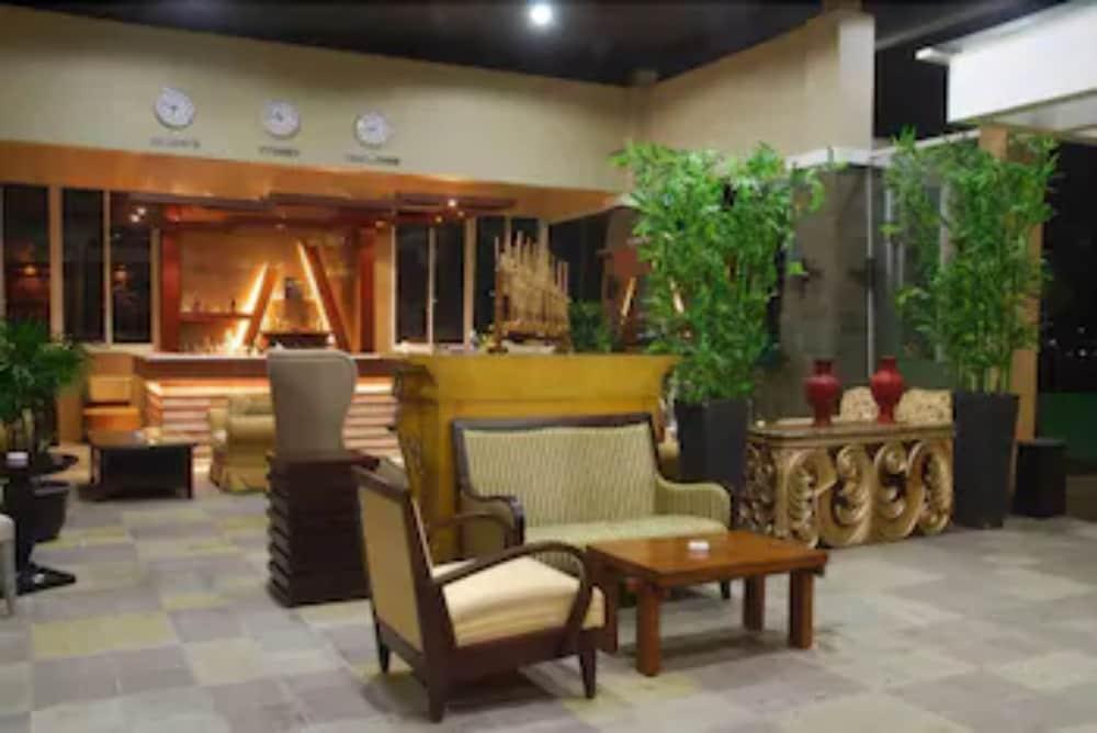 Marbella Suites Bandung Cimenyan Екстер'єр фото