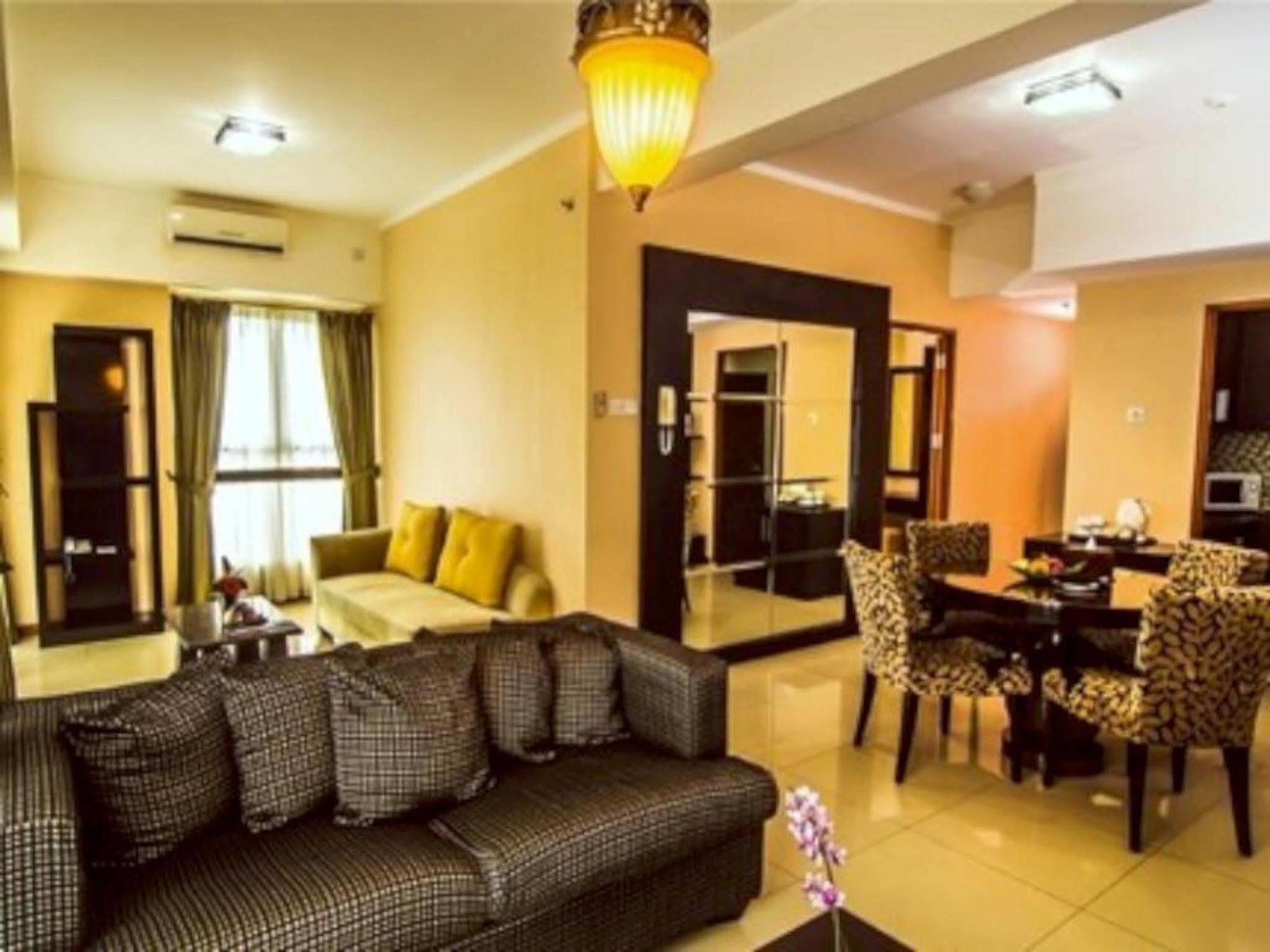 Marbella Suites Bandung Cimenyan Екстер'єр фото