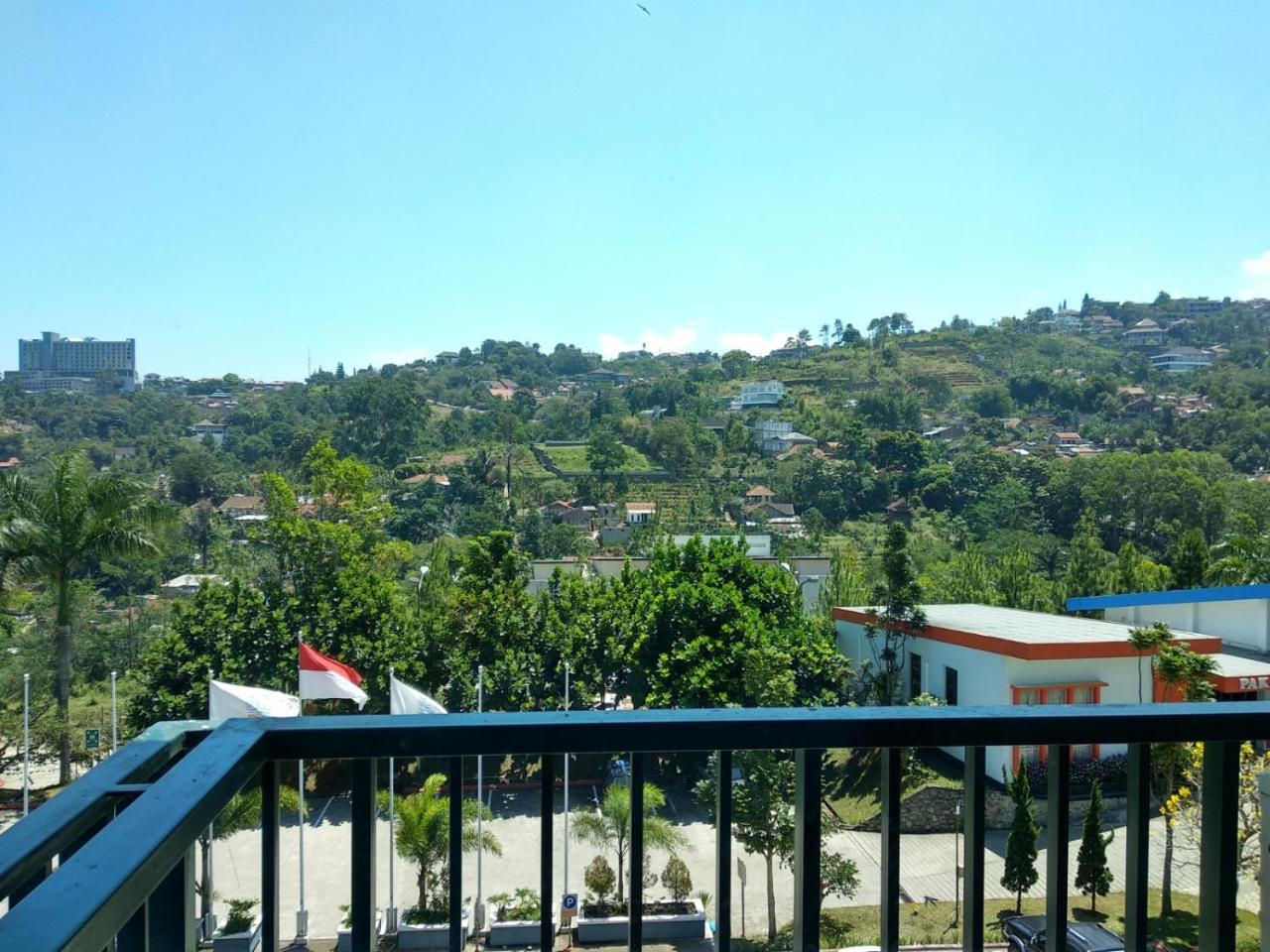 Marbella Suites Bandung Cimenyan Екстер'єр фото